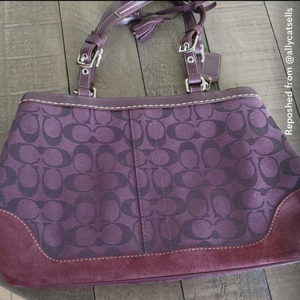 💜 Coach Shoulder Purse 💜